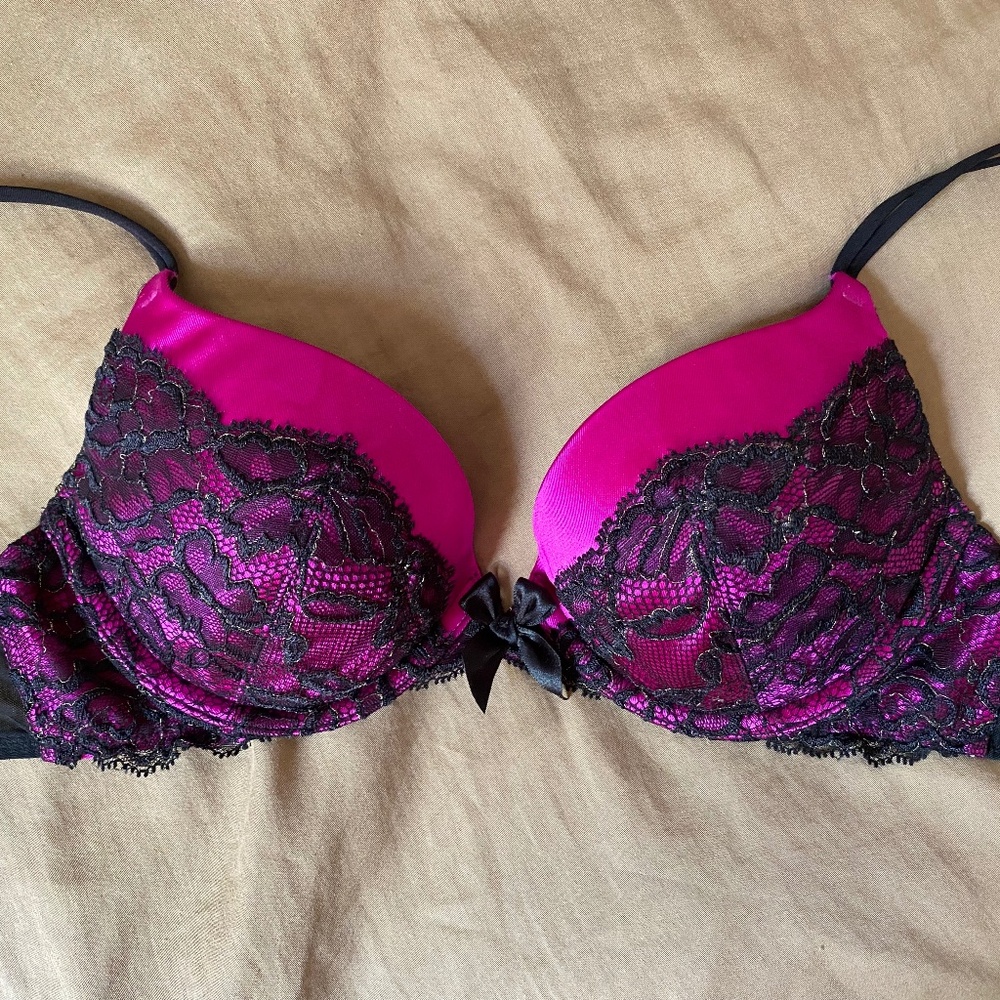 Victoria’s Secret Magenta Black Lace Bra